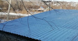 Демонтаж поликарбоната с крыши в Заинске - услуги по доступной цене от 629 рублей
