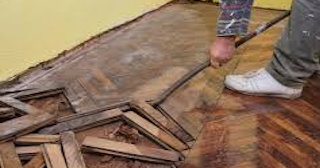 Демонтаж пола в квартире в Заинске - Стоимость от 524 рублей | Сварной-Знс